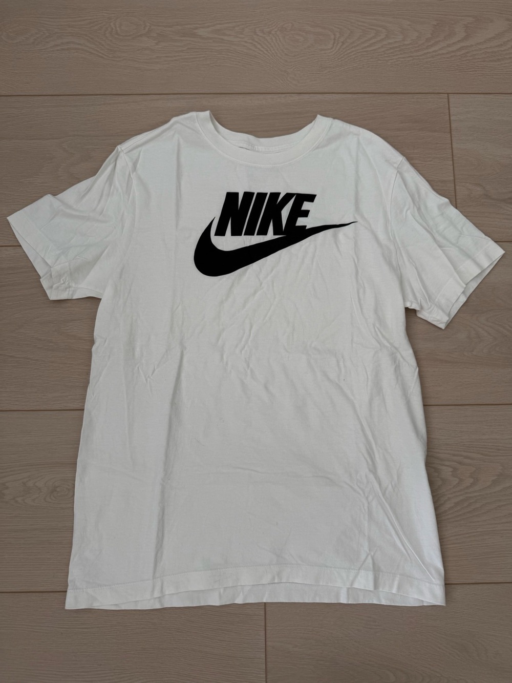 Nike Men’s White T-Shirt with Black Logo